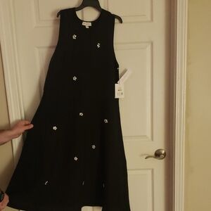 Elegant Black Sleeveless Dress